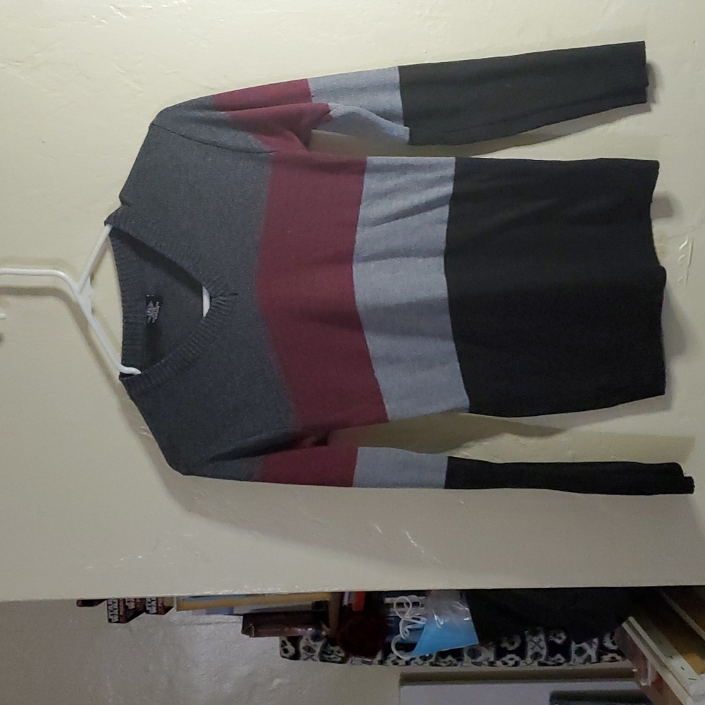 Boys v neck thin sweater